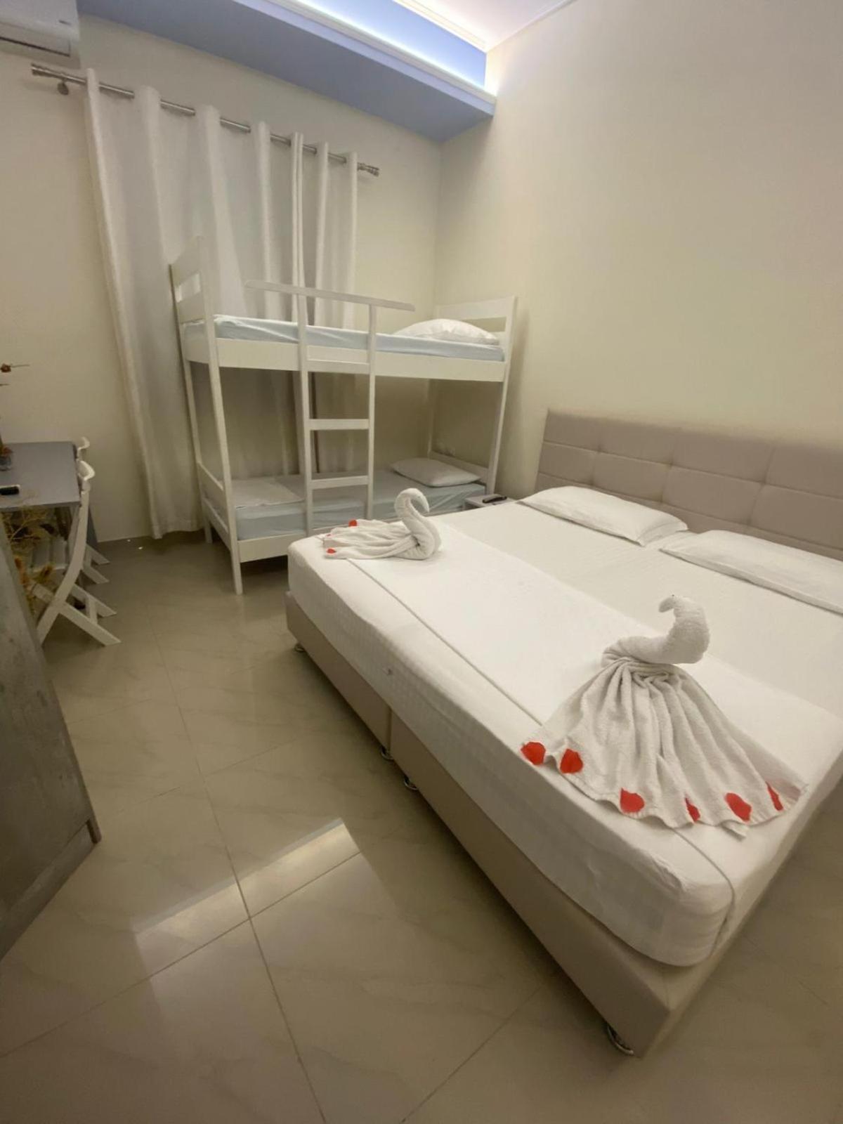 Vlorë Fa_Holidays מראה חיצוני תמונה