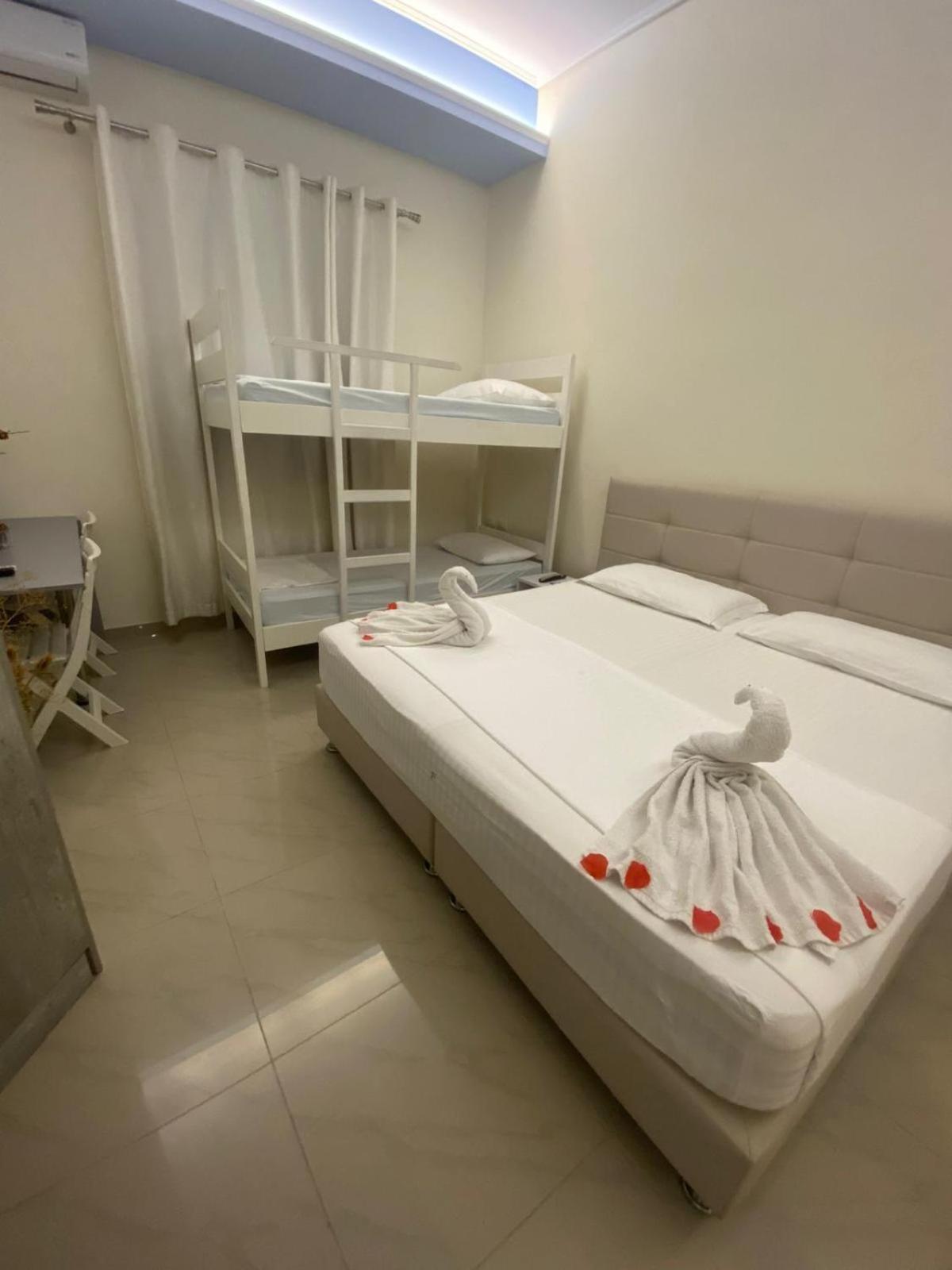 Vlorë Fa_Holidays מראה חיצוני תמונה